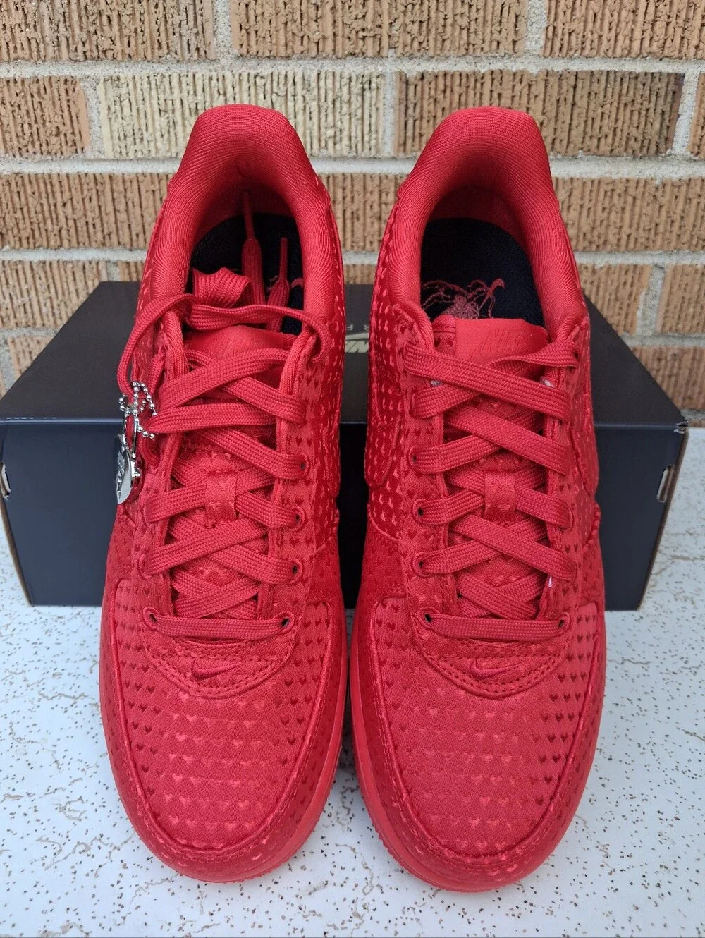 NEW Air Force 1 '07 LOW SE Women Sz 9 University Red/University Red